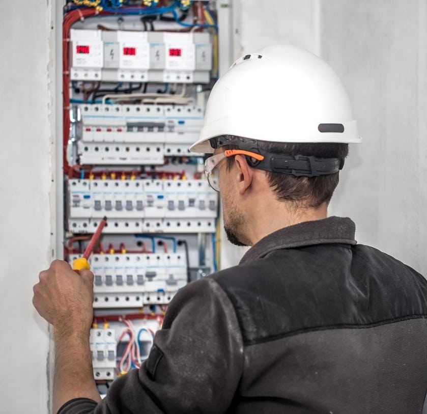 artisan électricien